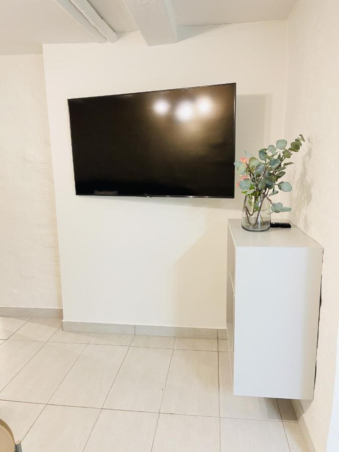 Aday - Aalborg Mansion - Charming 3 Bedroom Apartment المظهر الخارجي الصورة