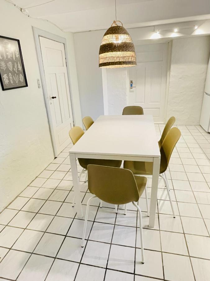 Aday - Aalborg Mansion - Charming 3 Bedroom Apartment المظهر الخارجي الصورة